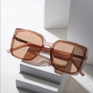 Square frame sunglasses🦋